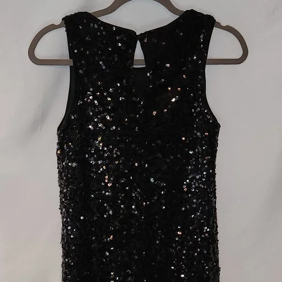 Scoop Neck Sleeveless Sequin Dress - Picture 2 of 10